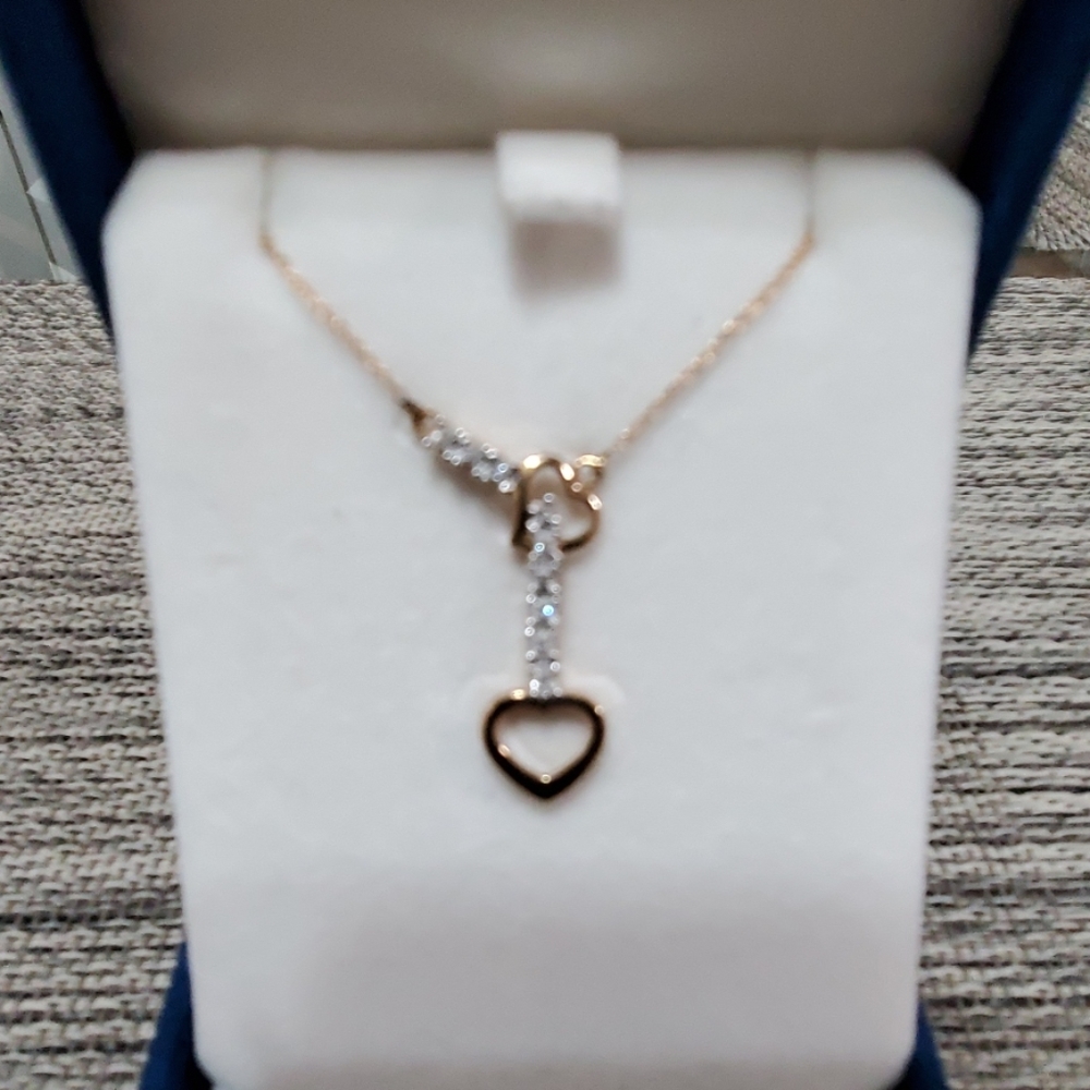 Chain & Charm - Picture 4 of 7